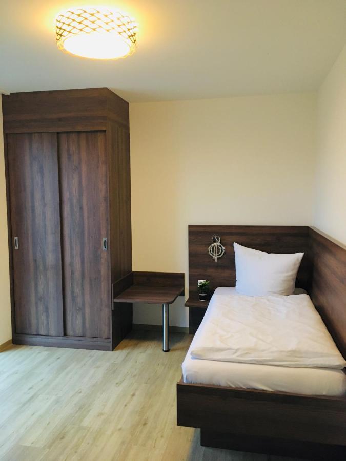 Pension Seecafe Zarrentin am Schaalsee Exteriör bild